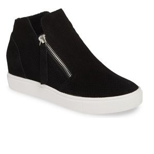 Steve Madden caliber wedge sneaker never worn
